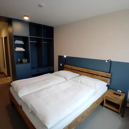 Chmelnice Na Stezce 3*